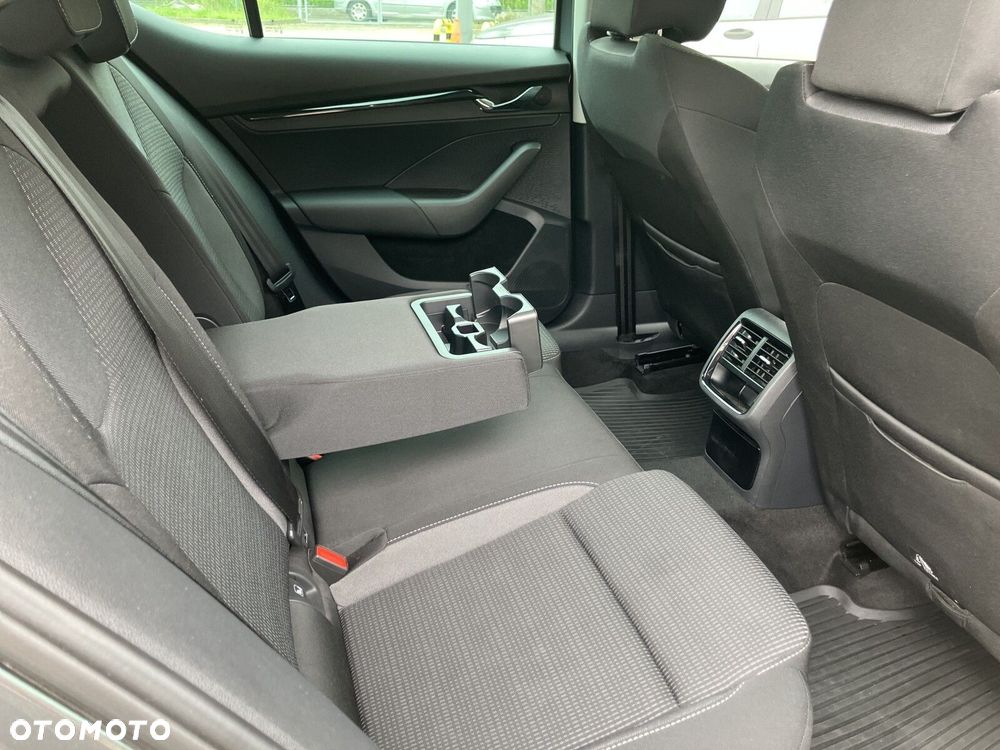 Skoda Octavia 1.5 TSI ACT Ambition - 9
