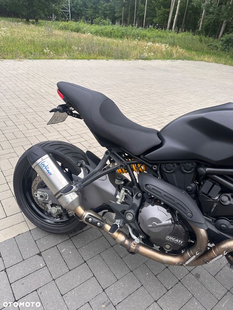 Ducati 848 - 17