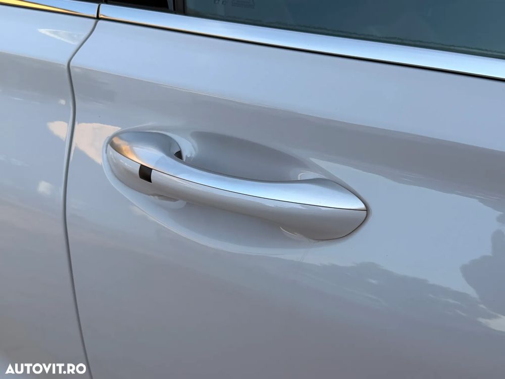 Hyundai Santa Fe 1.6 Plugin-Hybrid 4WD SEVEN Signature - 23