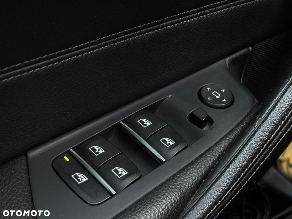 BMW Seria 5 520d - 21