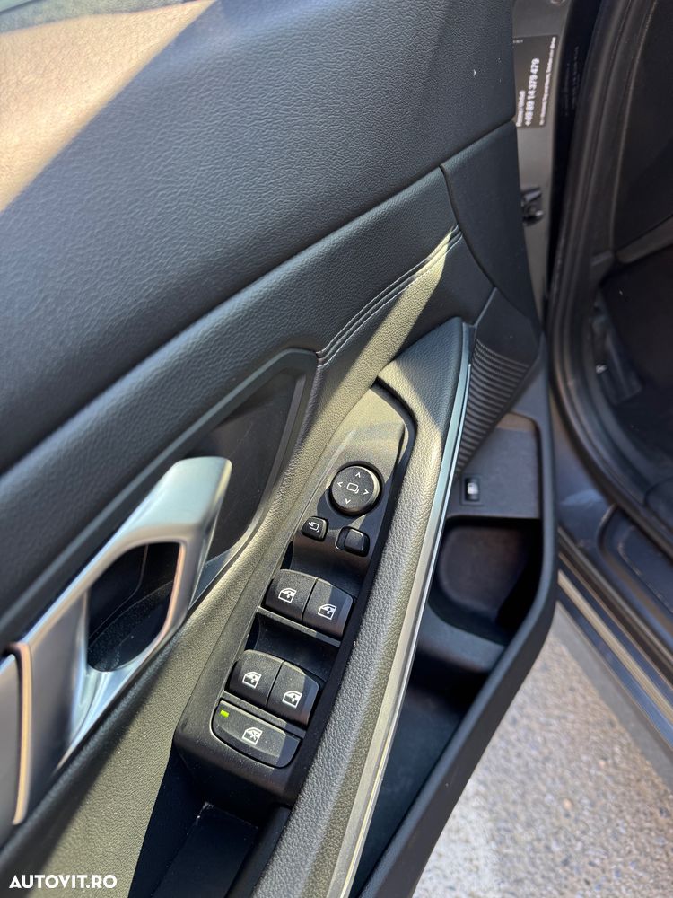 BMW Seria 3 330e iPerformance AT Sport Line - 14