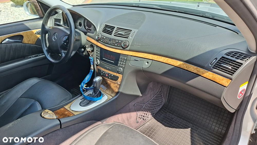 Mercedes-Benz Klasa E 280 CDI 4Matic Automatik Avantgarde DPF - 10