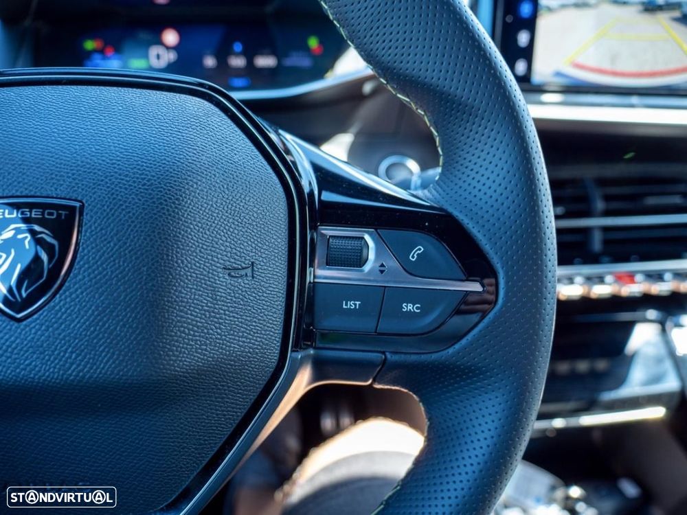 Peugeot e-2008 54 kWh GT - 32