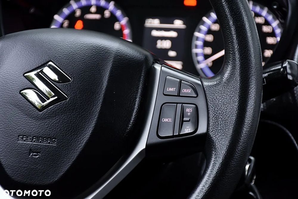 Suzuki SX4 S-Cross 1.6 Premium - 22