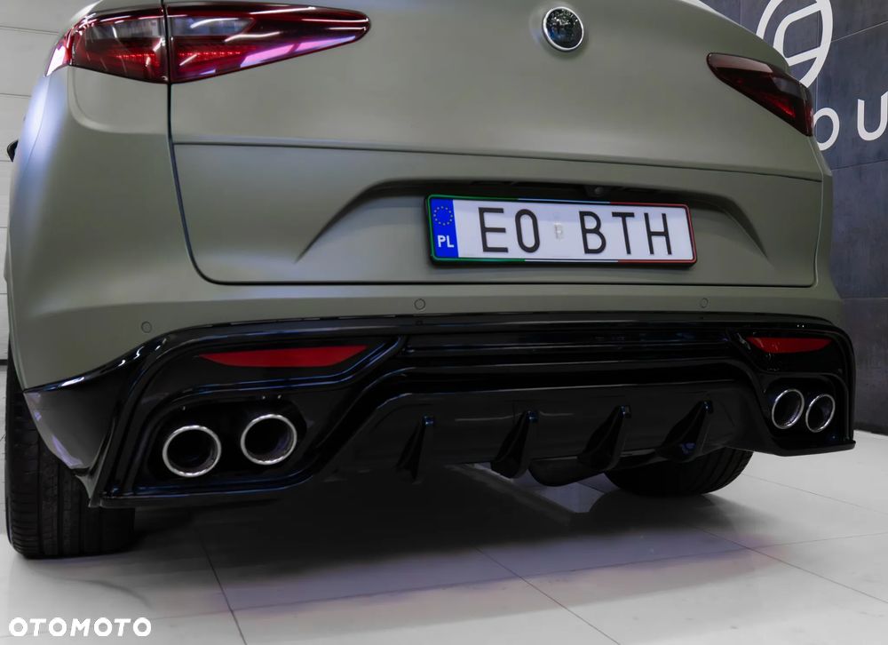 Alfa Romeo Stelvio 2.0 Turbo Veloce Q4 - 4