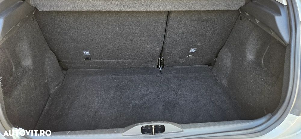 Citroën C3 1.2 PureTech S&S BVM5 Shine - 17