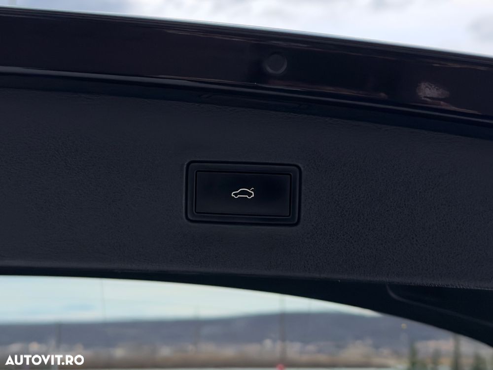 Volkswagen Tiguan Allspace 2.0 TDI SCR DSG Life - 13