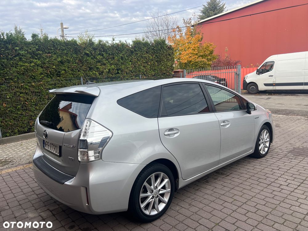 Toyota Prius+ (Hybrid) Executive - 11