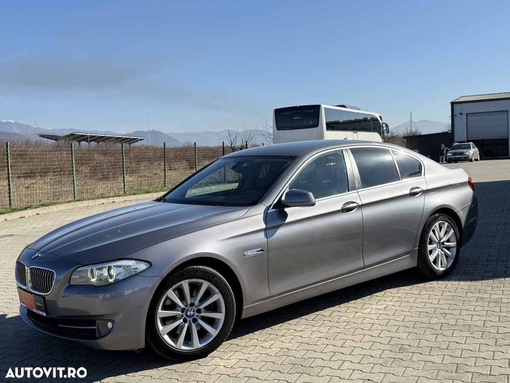 BMW Seria 5 525d xDrive Aut. - 2