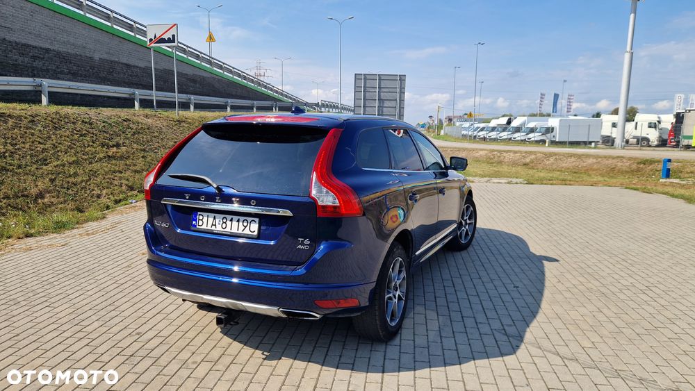 Volvo XC 60 - 4