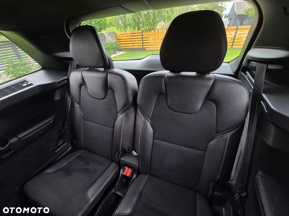 Volvo XC 90 T8 AWD Plug-In Hybrid R-Design 7os - 19