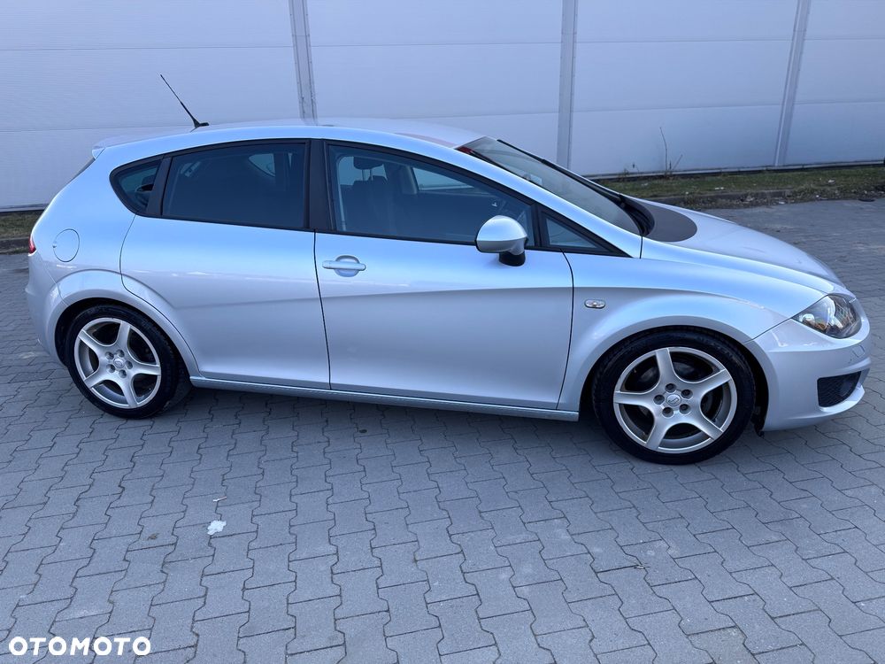 Seat Leon 2.0 TDI DPF DSG Sport - 5