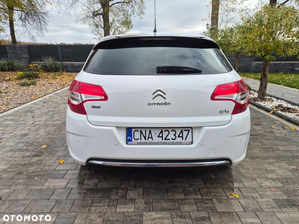 Citroën C4 e-HDi 115 Exclusive - 9