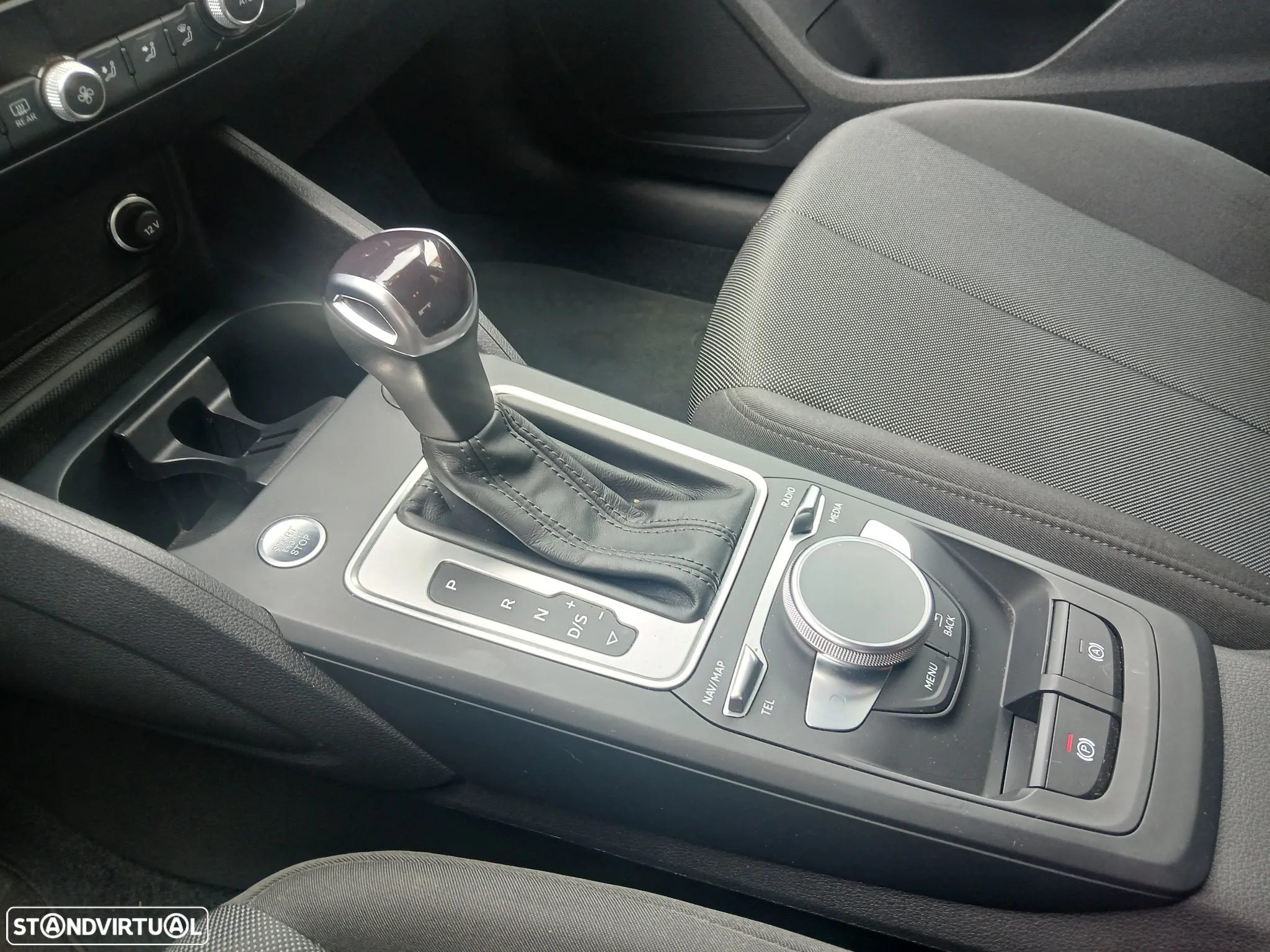 Audi Q2 35 TDI Advanced S tronic - 29