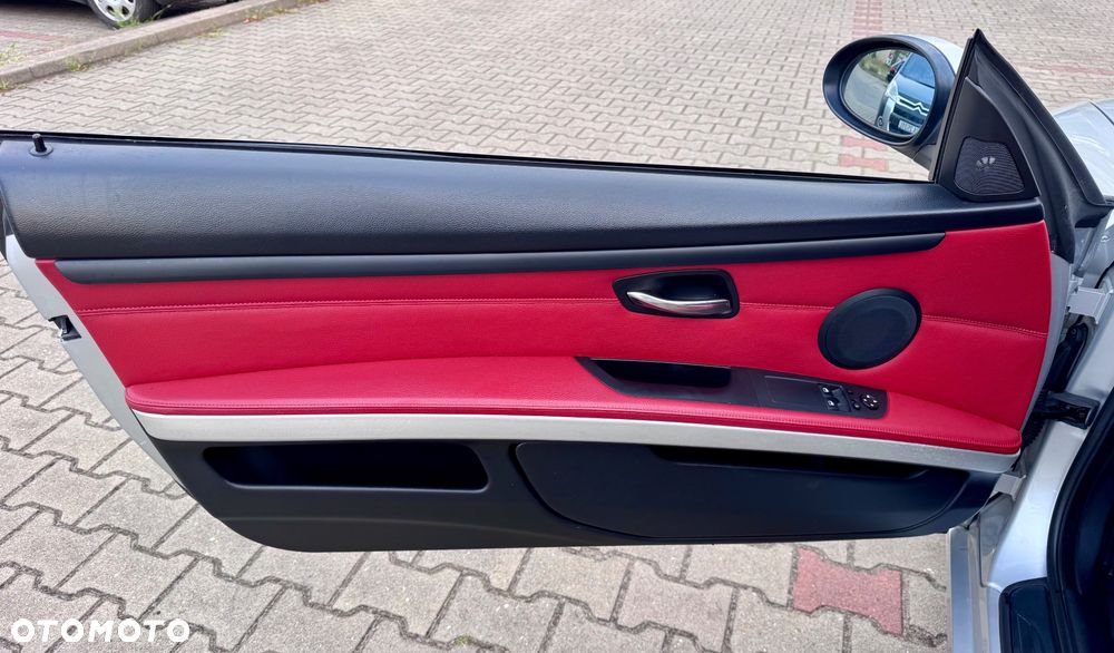 BMW Seria 3 335i Edition Exclusive - 14