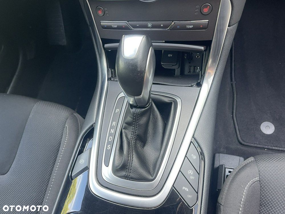 Ford S-Max - 28