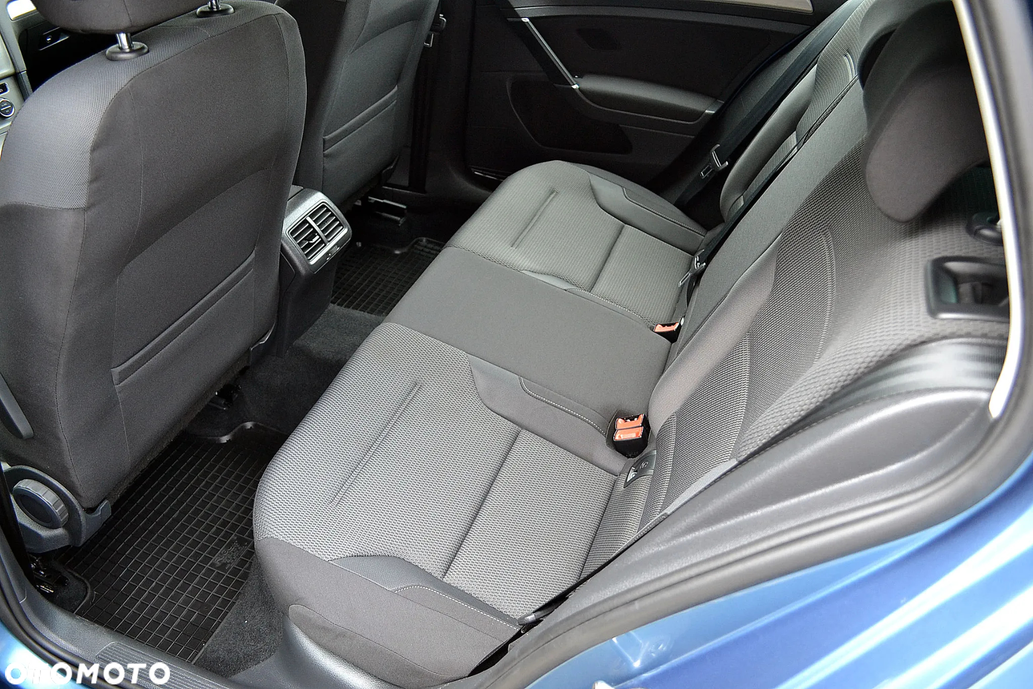 Volkswagen Golf VII 1.4 TSI BMT Comfortline - 12