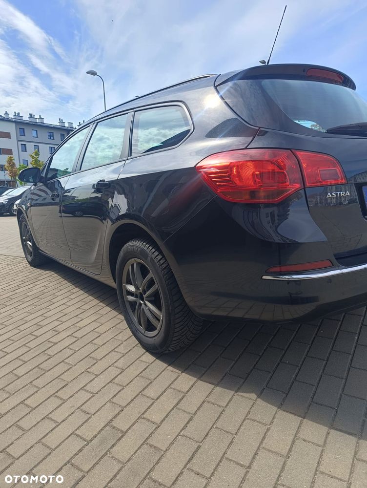 Opel Astra - 8
