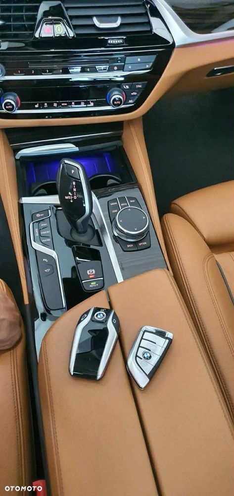 BMW Seria 5 520d Touring Luxury Line - 5