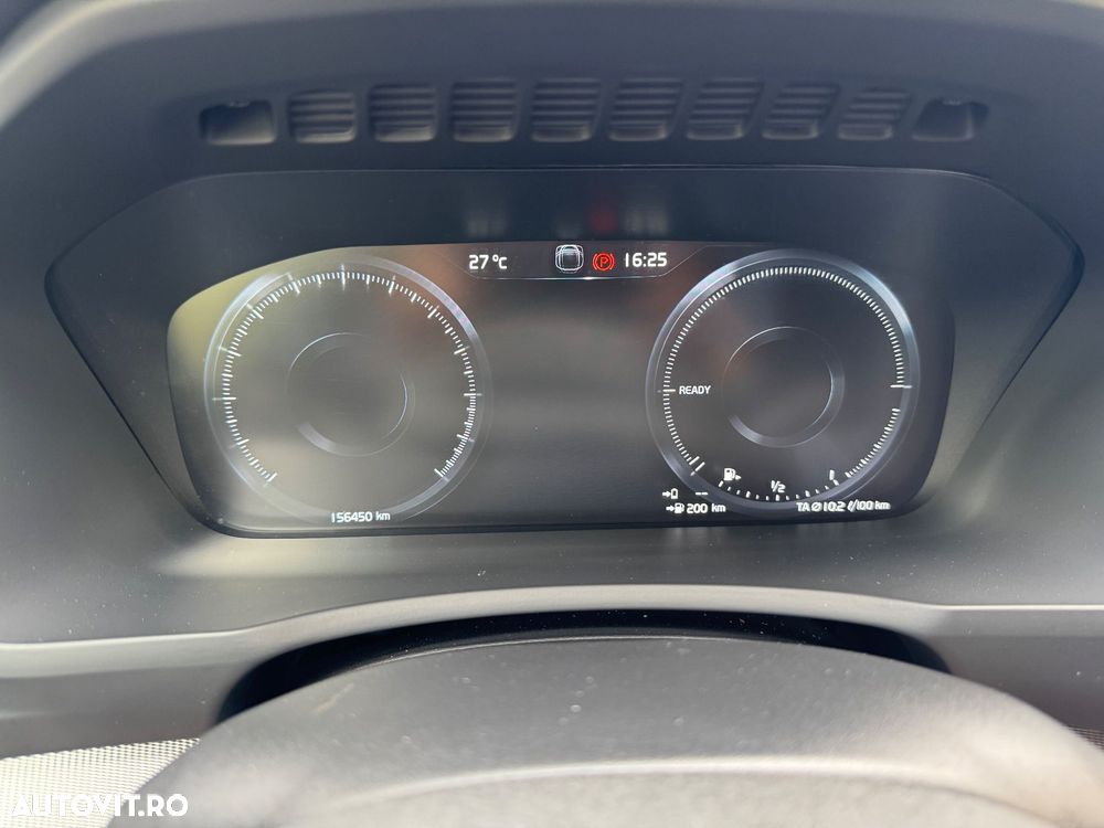 Volvo XC 90 - 8