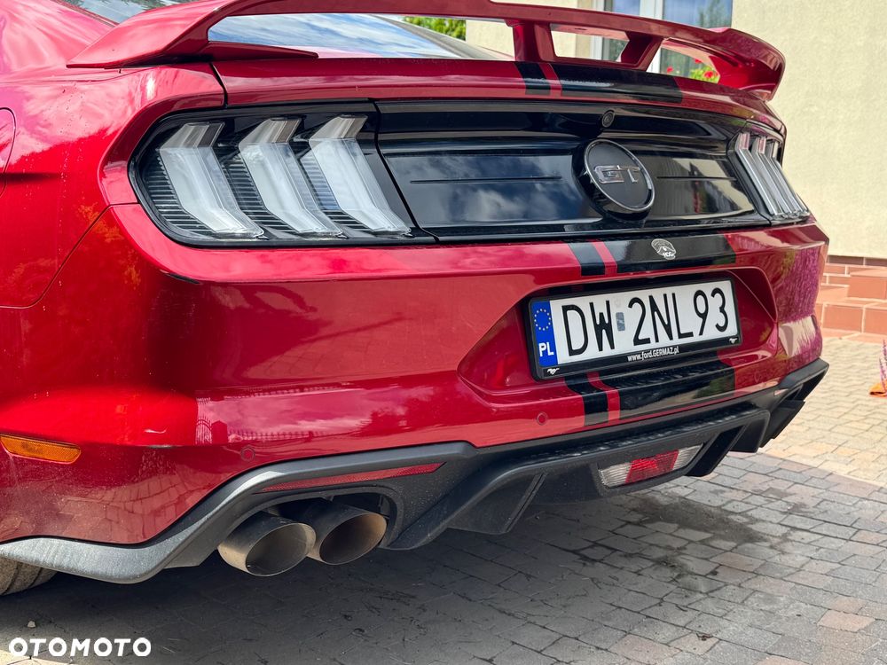 Ford Mustang - 2