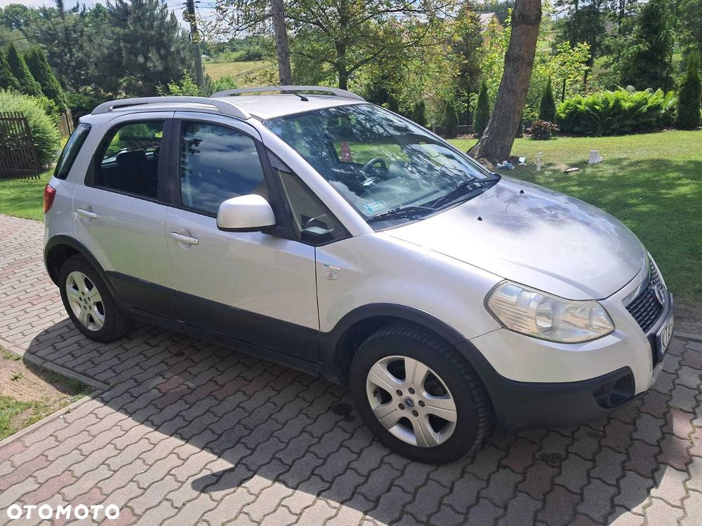 Fiat Sedici - 2