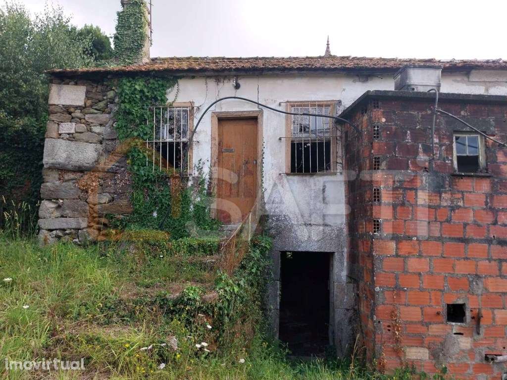 Venda de 2 Casas em pedra para reconstrução. - Grande imagem: 4/25