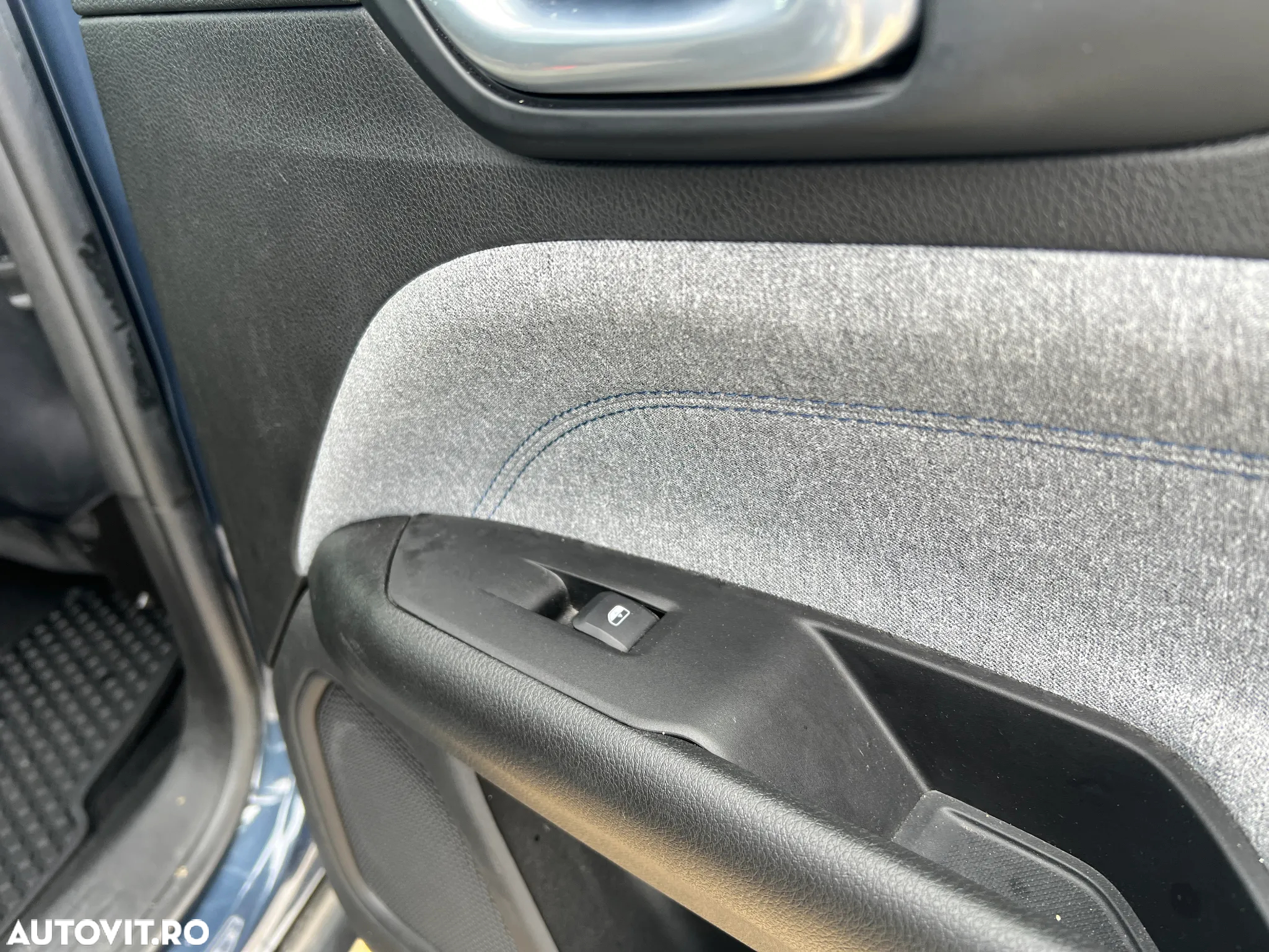 Jeep Compass 1.5 AT 2WD MHEV Longitude - 19