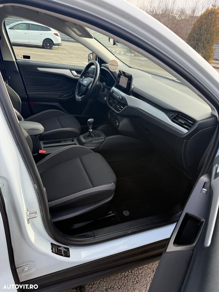 Ford Focus 1.0 EcoBoost Trend - 12