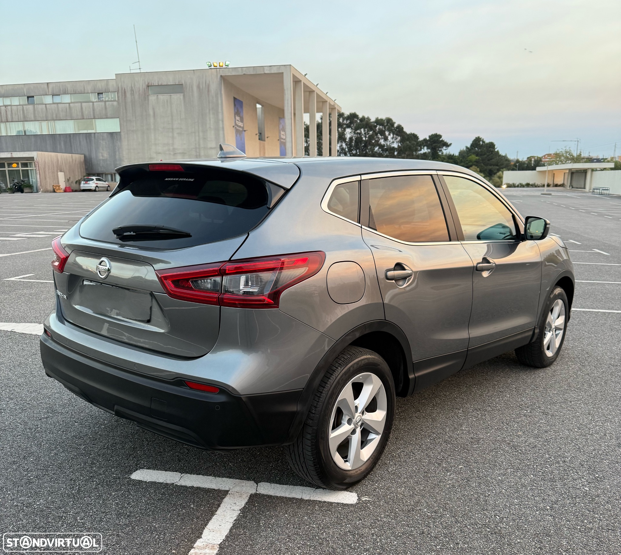 Nissan Qashqai 1.5 dCi N-Connecta - 8