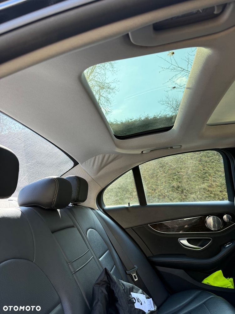 Mercedes-Benz Klasa C 300 7G-TRONIC Avantgarde - 26