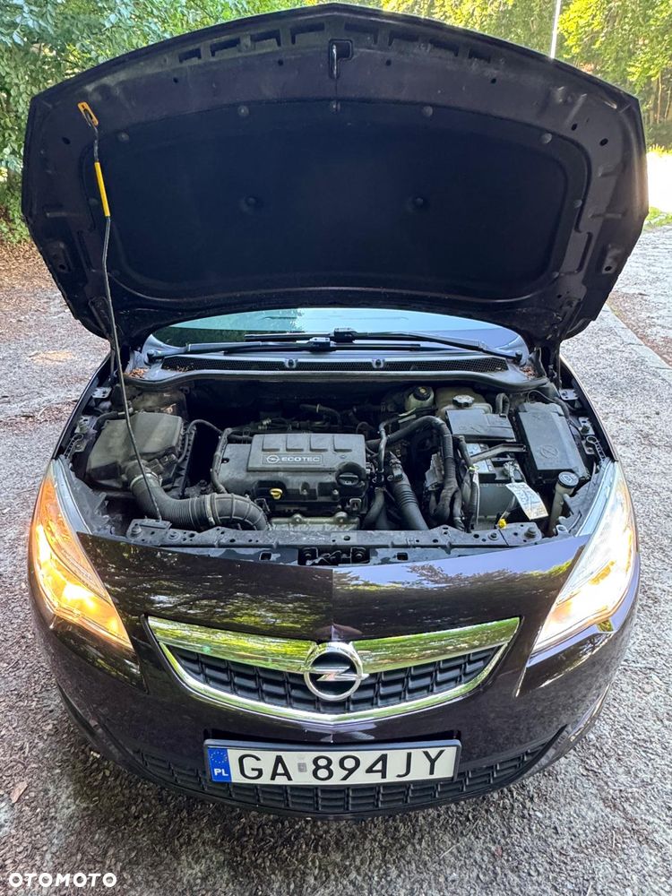 Opel Astra 1.4 T Cosmo S&S - 21