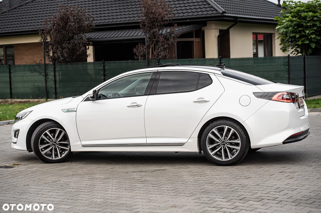 Kia Optima - 11