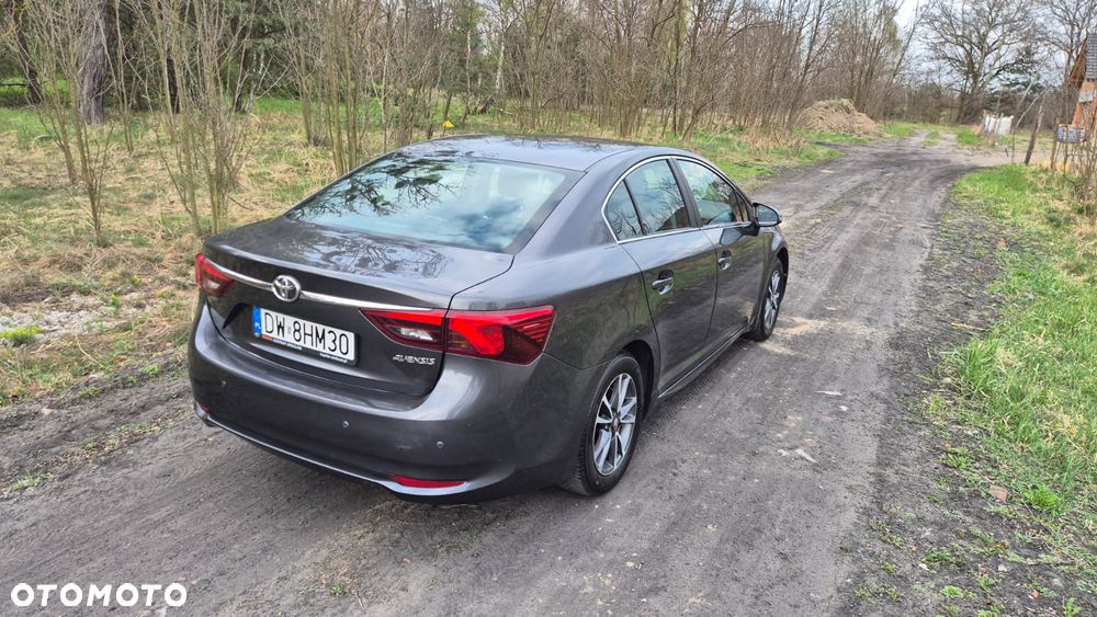 Toyota Avensis 2.0 Premium MS - 7