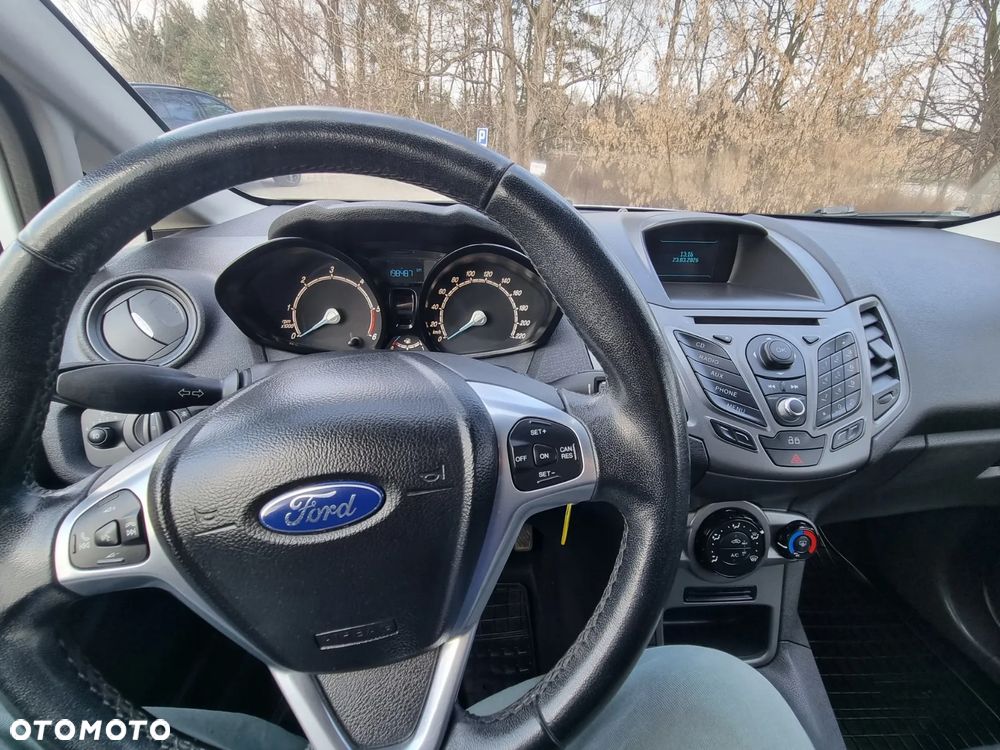 Ford Fiesta 1.5 TDCi Silver X - 18