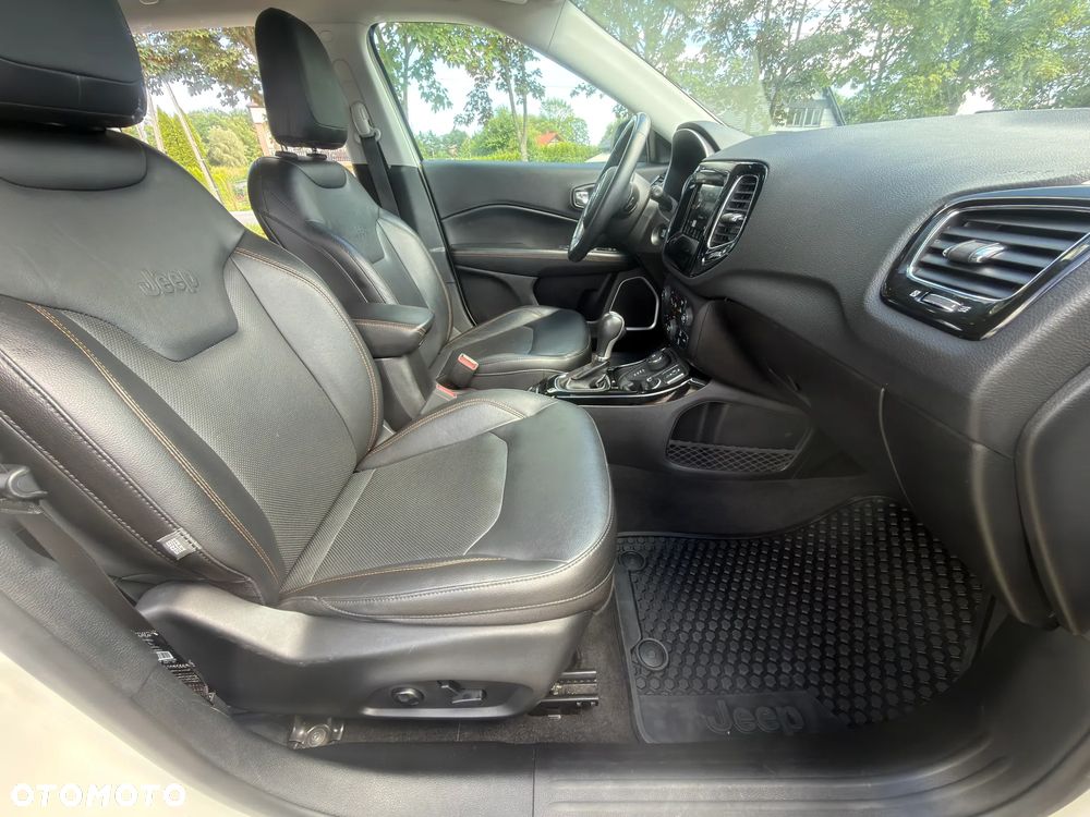 Jeep Compass 1.4 TMair Limited 4WD S&S - 16