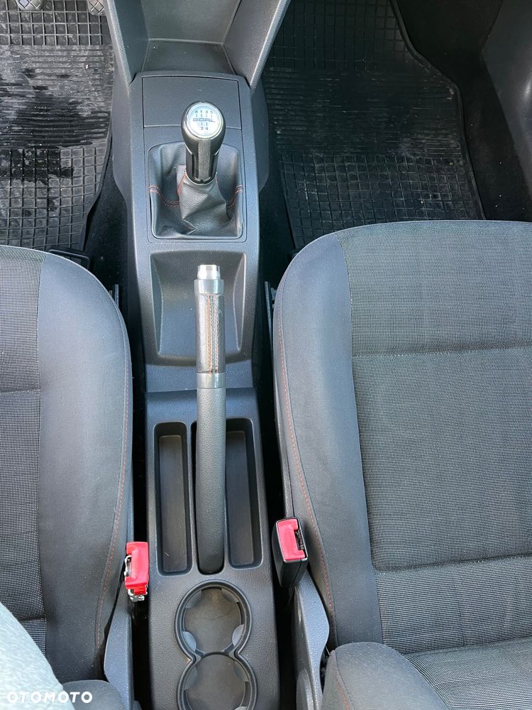 Volkswagen Polo - 12