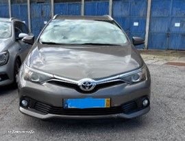Toyota Auris Touring Sports 1.4 D-4D Comfort - 2