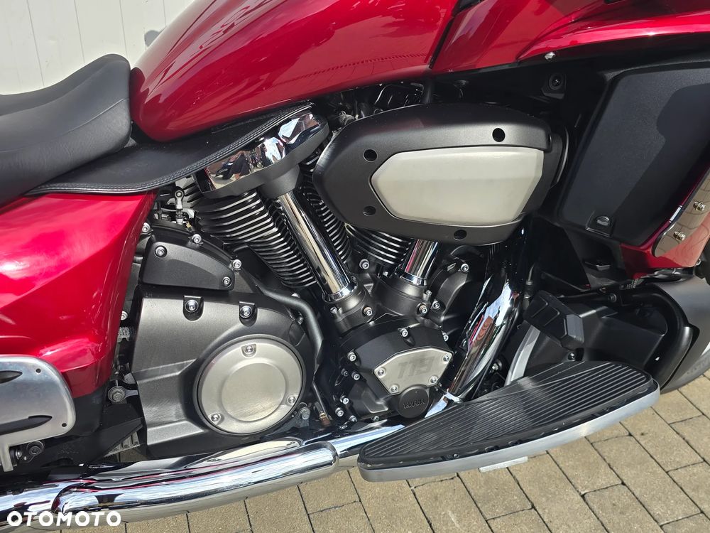 Yamaha Venture - 3