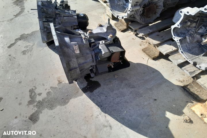 Cutie viteze manuală cu 5 trepte Ford Fiesta MK6 [facelift] [2005 - - 3