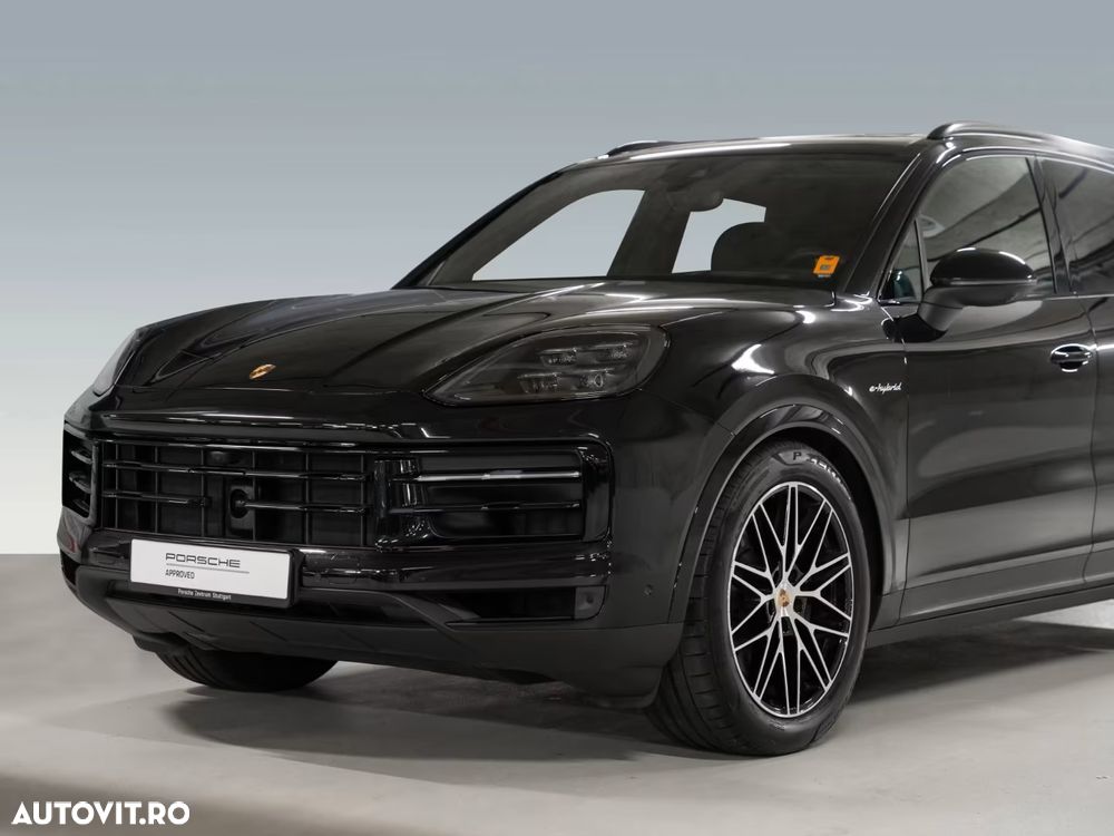 Porsche Cayenne Coupe E-Hybrid - 11