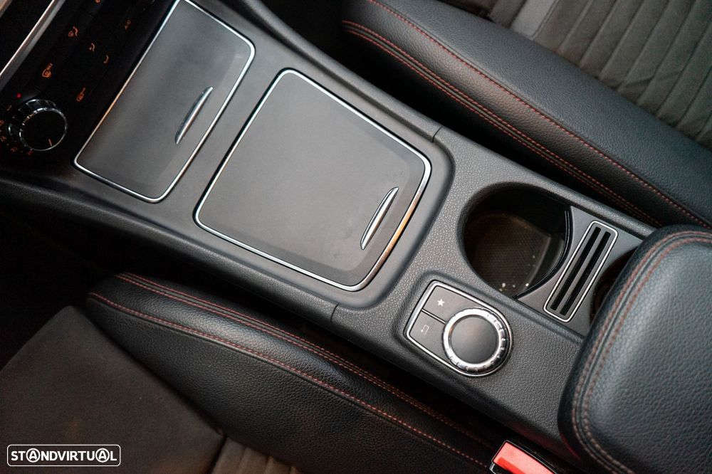 Mercedes-Benz CLA 180 d Shooting Brake AMG Line Aut. - 29