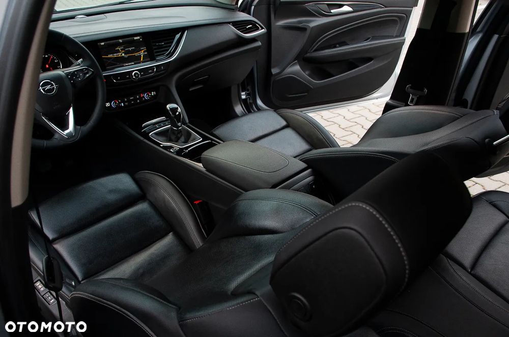 Opel Insignia 2.0 CDTI Ultimate S&S - 28