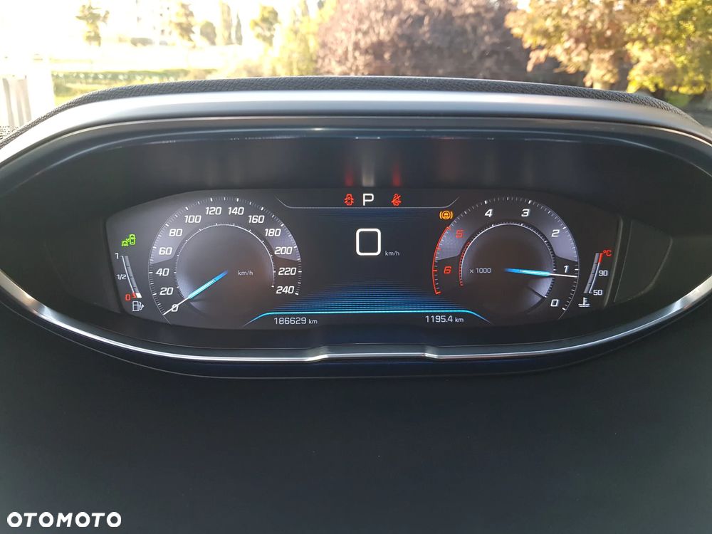 Peugeot 5008 2.0 BlueHDI GT S&S EAT8 - 14
