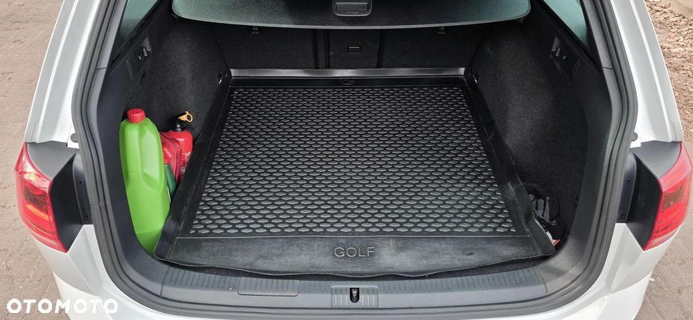 Volkswagen Golf - 15