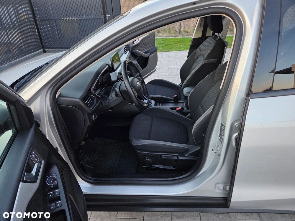 Ford Focus 1.5 EcoBlue Connected - 26