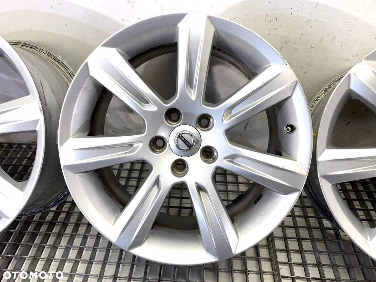 FELGI ALUMINIOWE KOMPLET 17'' 8J 5X108 63,3 ET 42 - 1199.00 PLN - VOLVO XC90 I (275) 2002 - 2015 T6 - 4