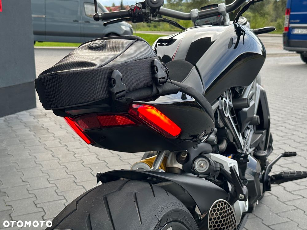 Ducati Diavel - 26