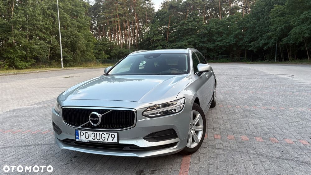 Volvo V90 D4 AWD Momentum - 2