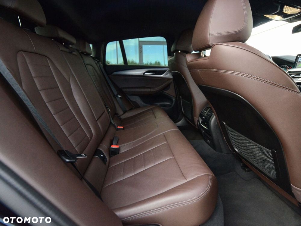 BMW X4 - 31